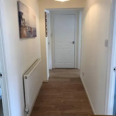 Entire Three Bed House With Garden Bristol